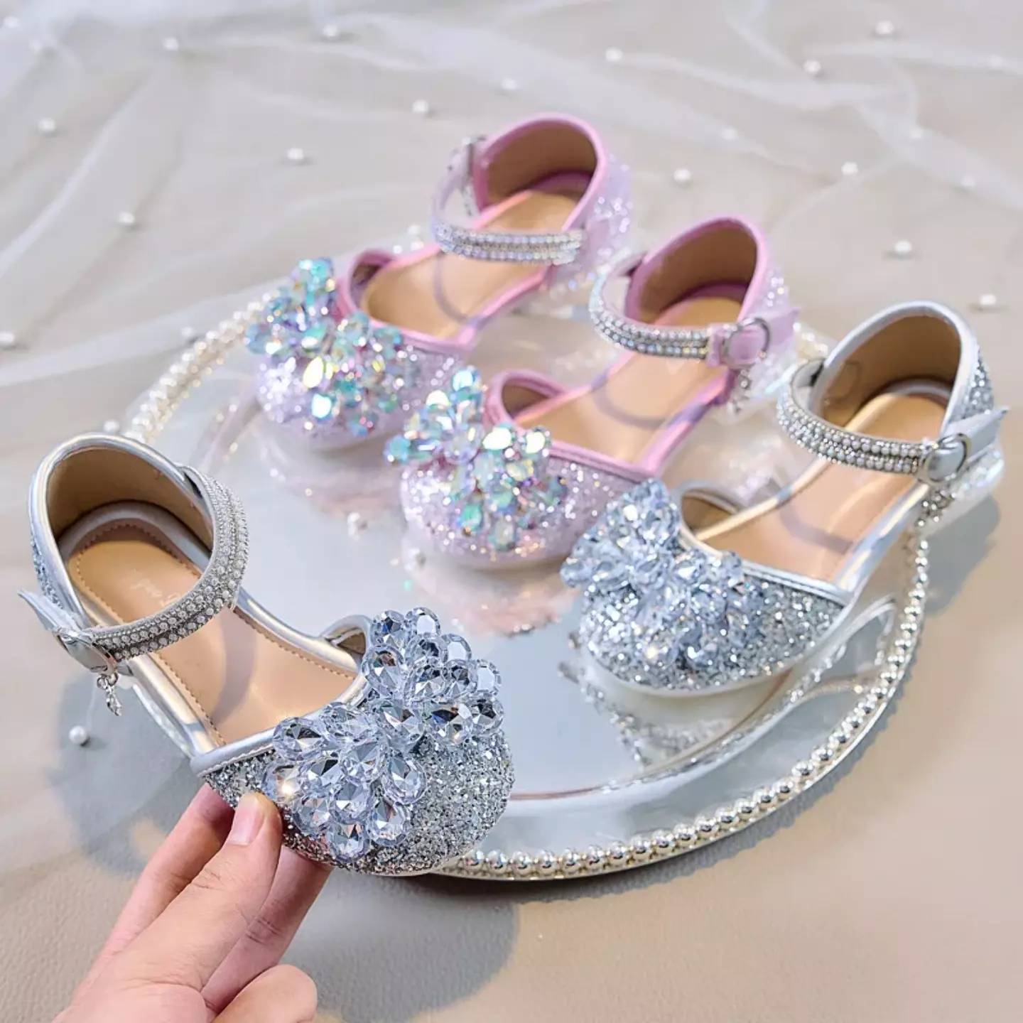 Young Girls & Girls Lavender Faceted Flower Glitter Dress Shoes | Lucys 11776