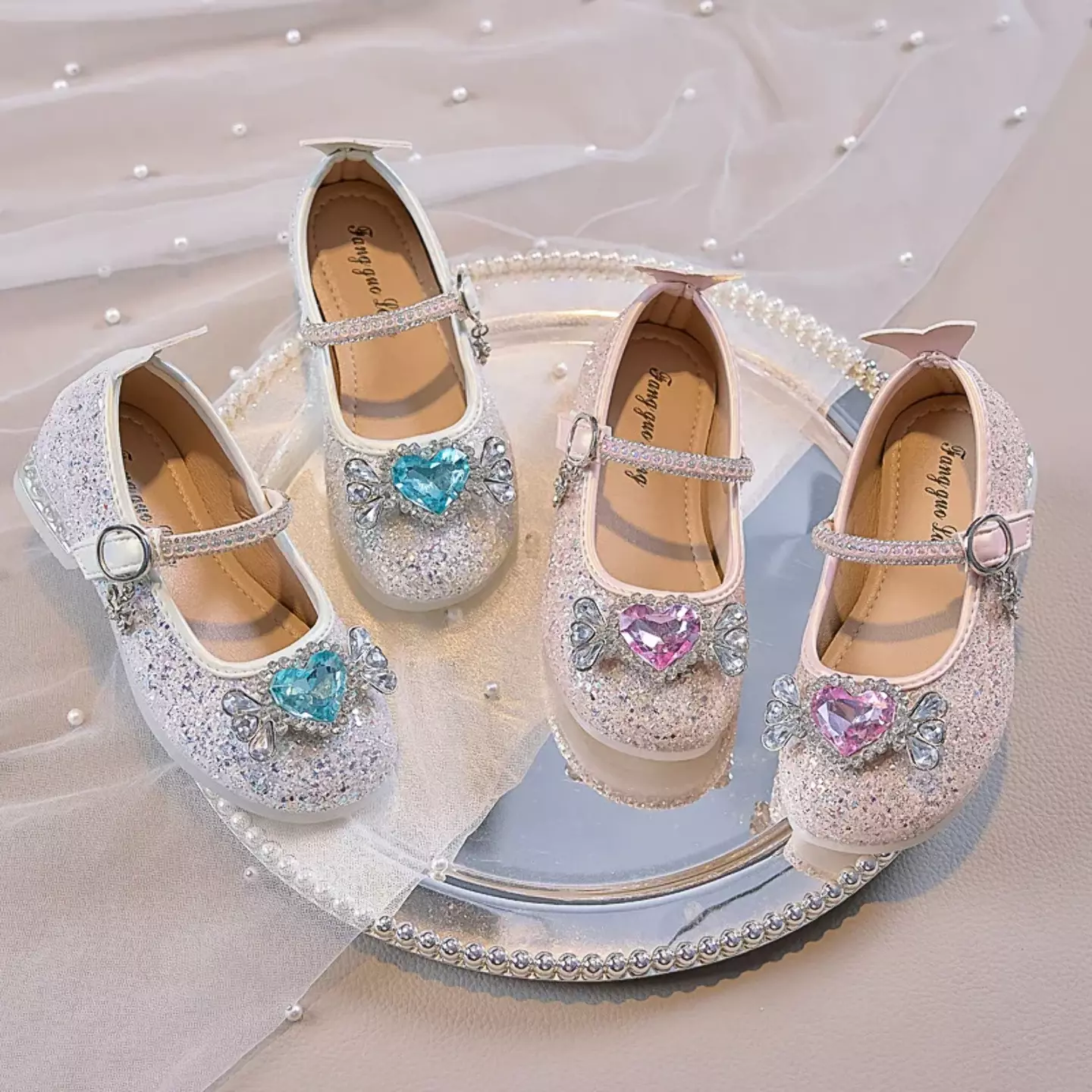 Young Girls & Girls Ivory Heart Gem Glitter Mary Jane Dress Shoes | Lucys 11805