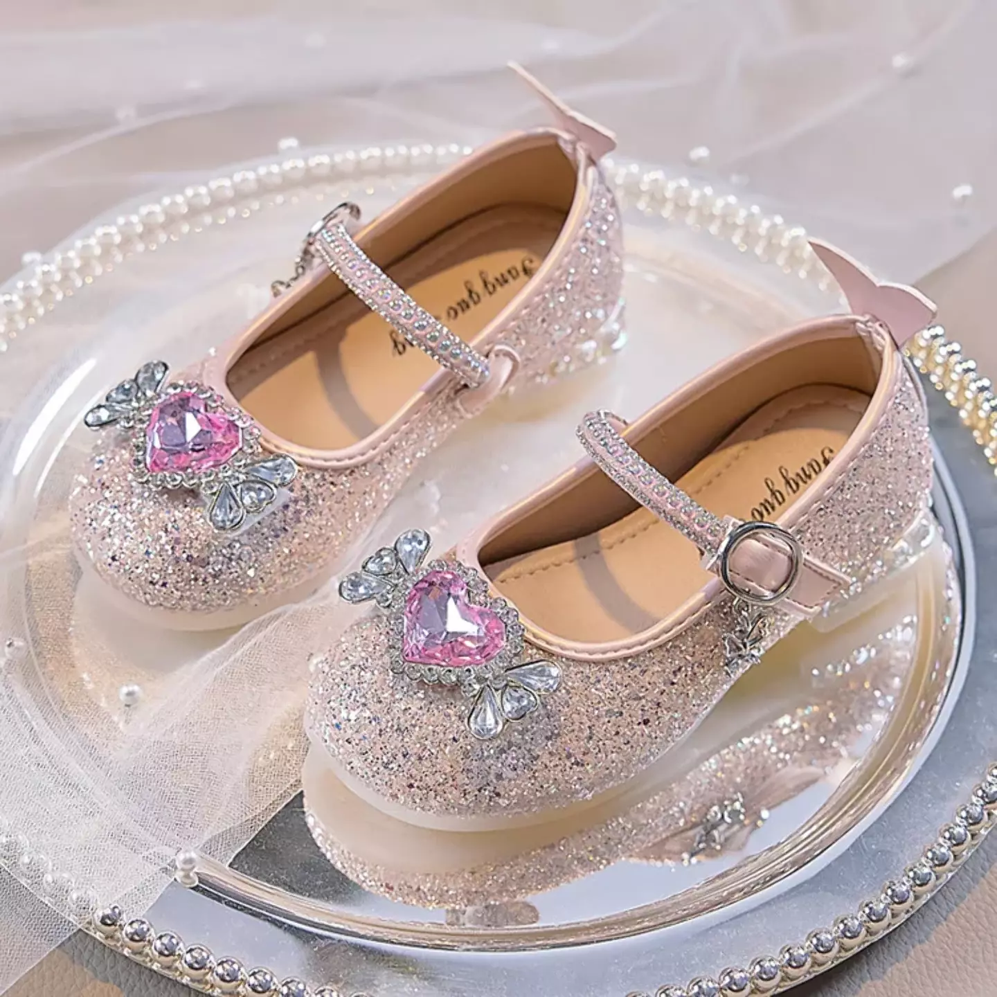 Young Girls & Girls Pink Heart Gem Glitter Mary Jane Dress Shoes | Lucys 11804