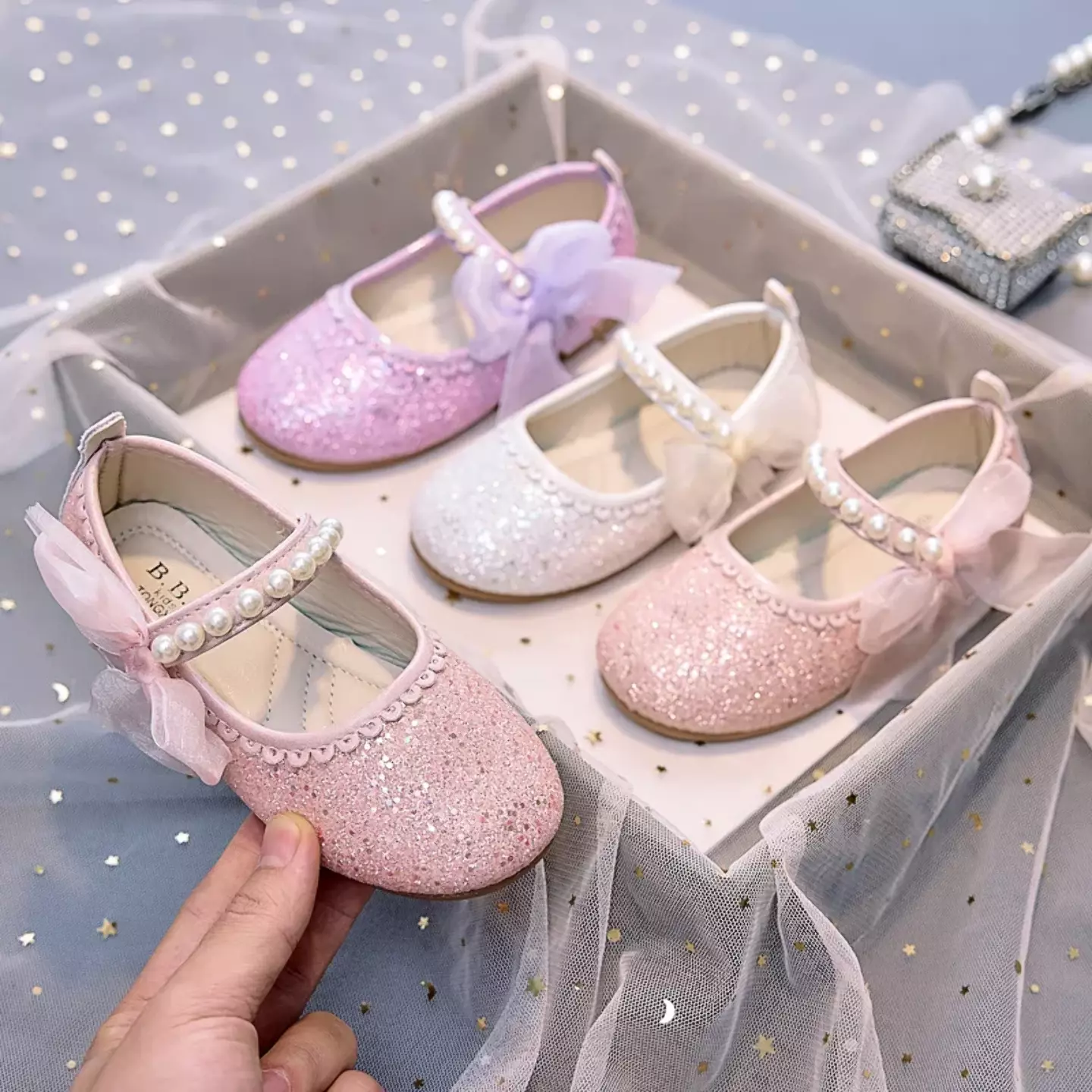 Young Girls & Girls Lavender Peaked Tab Cinch Bow Dress Shoes | Lucys 11825