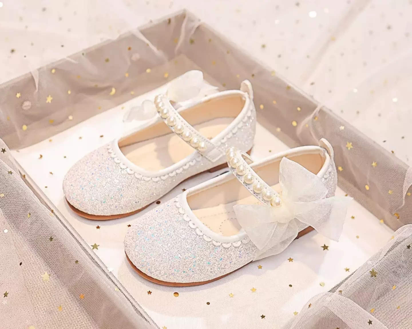 Young Girls & Girls Ivory Peaked Tab Cinch Bow Dress Shoes | Lucys 11826