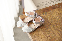 Young Girls & Girls Silver Faceted Toe Rear Bow Dress Flats | Lucys 11864