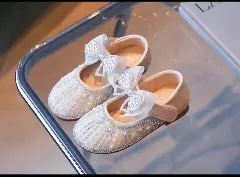 Young Girls & Girls Pink Pearl Fan Crystal Bow Dress Shoes | Lucys 11876