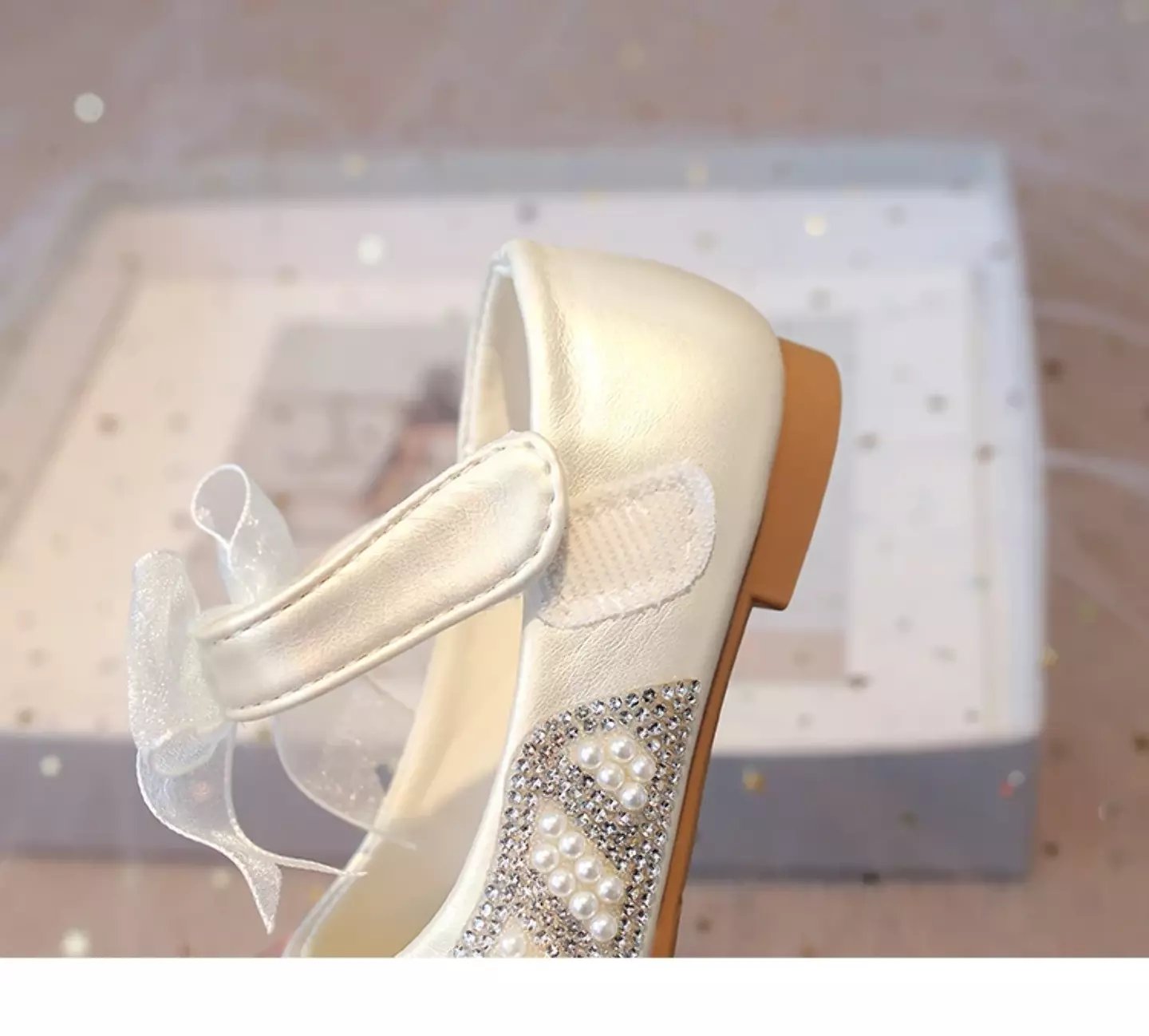 Baby, Toddler, Young Girls & Girls Ivory Beaded Heart Bow Strap Dress Shoes | Lucys 11884