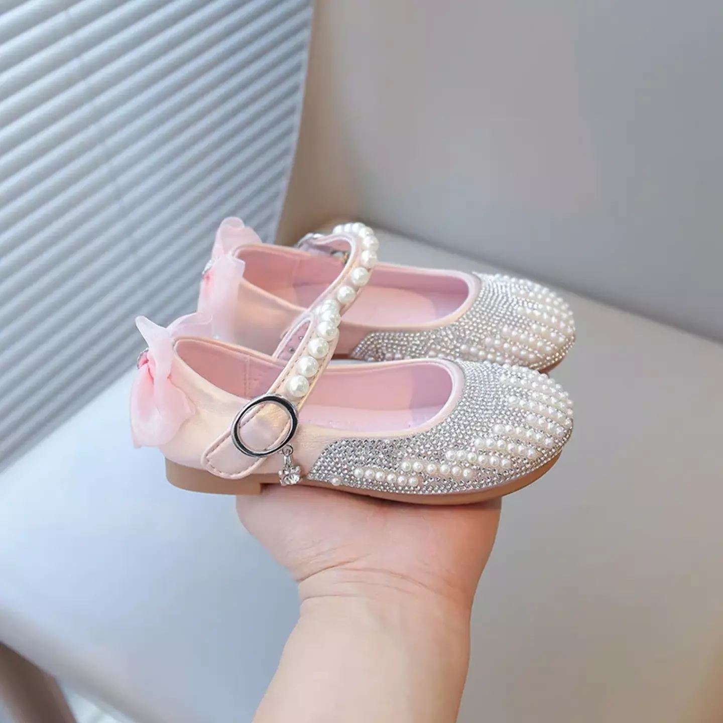 Baby, Toddler, Young Girls & Girls Pink Pearl Scatter Bow Strap Dress Shoes | Lucys 11892