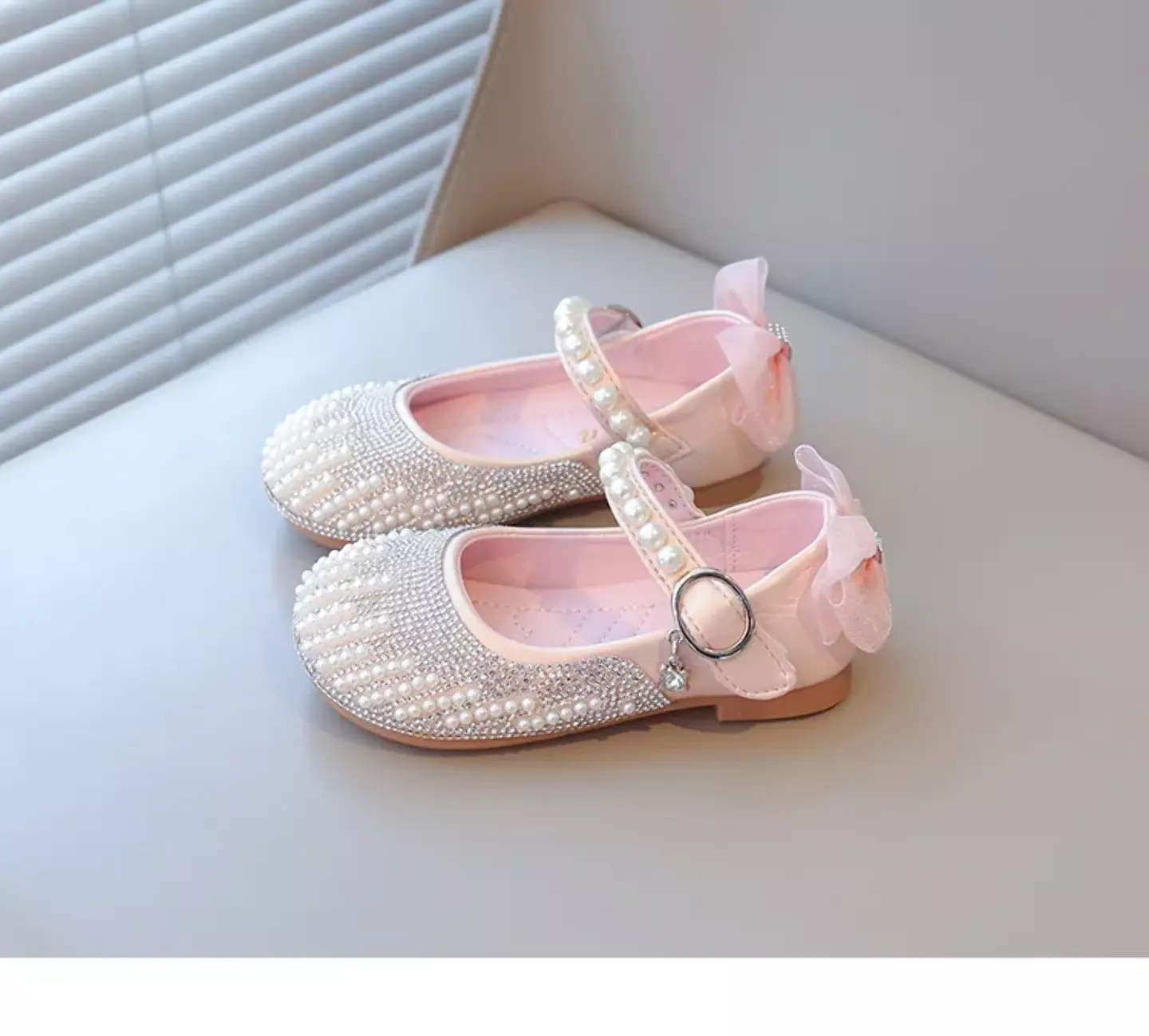 Baby, Toddler, Young Girls & Girls Pink Pearl Scatter Bow Strap Dress Shoes | Lucys 11892