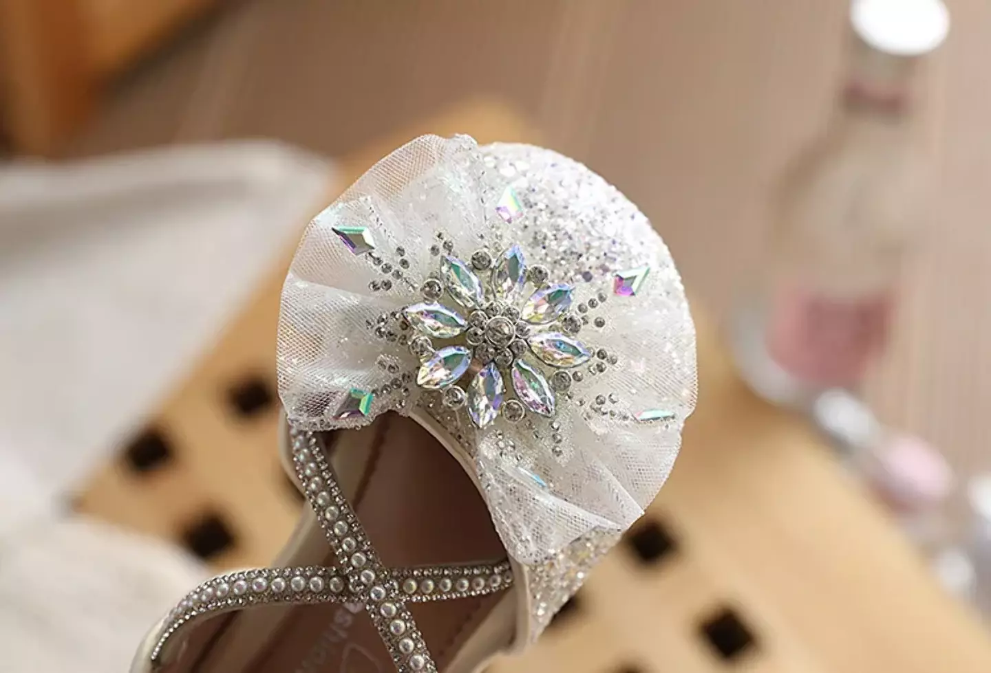 Young Girls & Girls Ivory Starburst Tulle Criss Cross Strap Flats | Lucys 11937