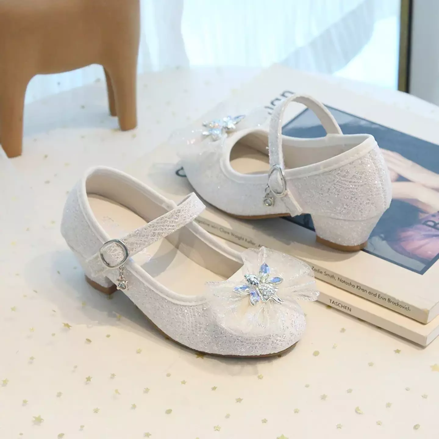 Young Girls & Girls Ivory Crystal Star Bow Block Heel Shoes | Lucys 11954