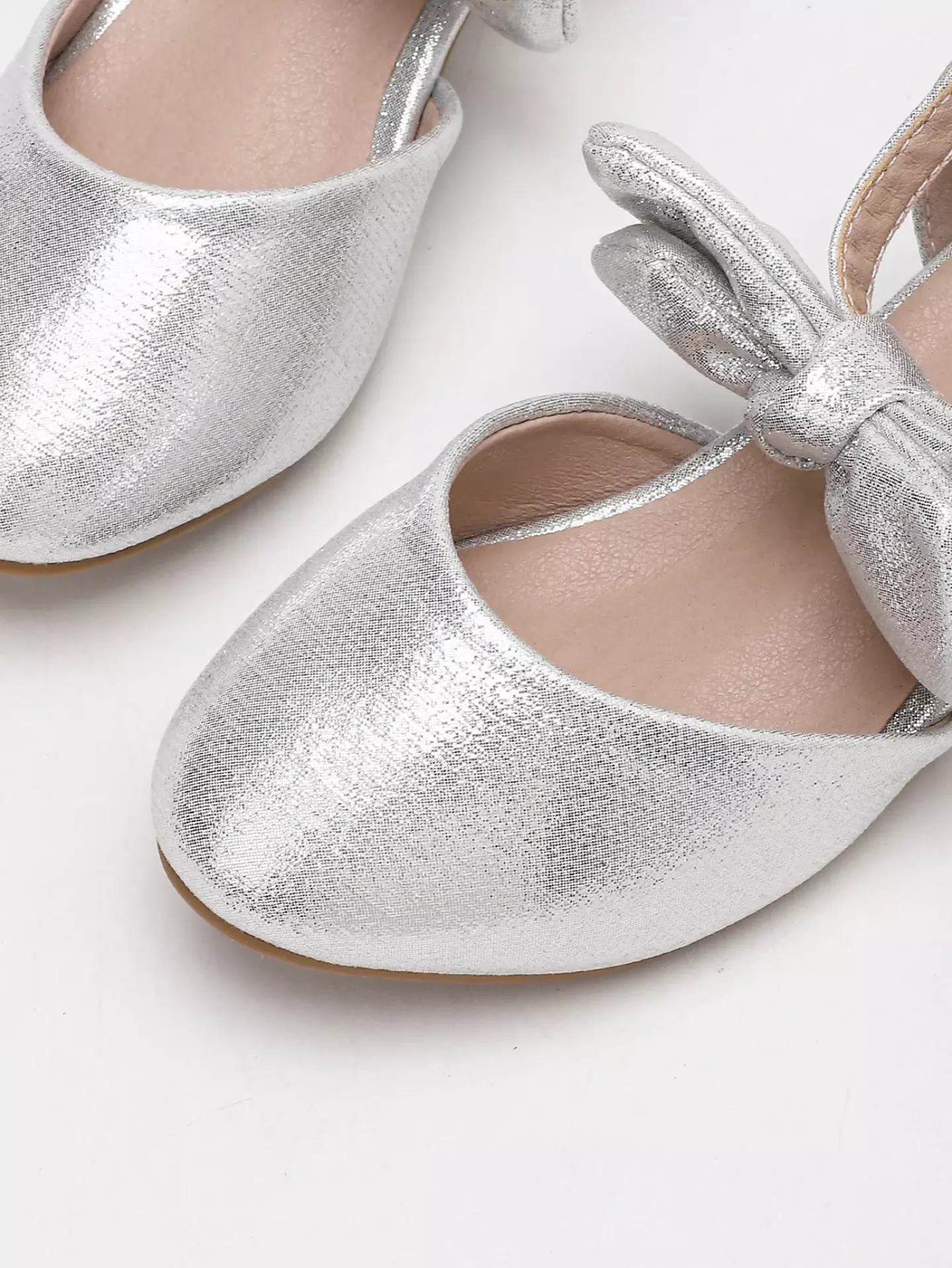 Young Girls & Girls Silver Front Bow Teardrop Charm Dress Shoes | Lucys 12104