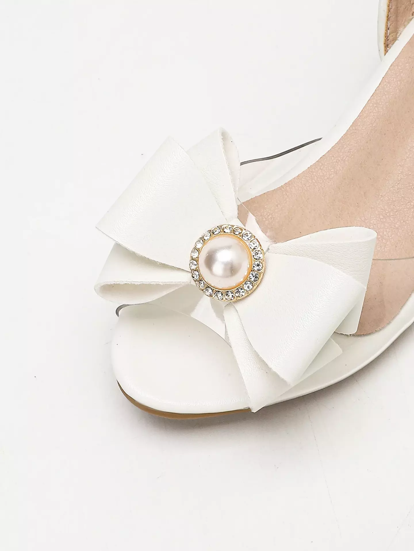 Young Girls & Girls White Pearl Medallion Bow Dress Sandals | Lucys 12116