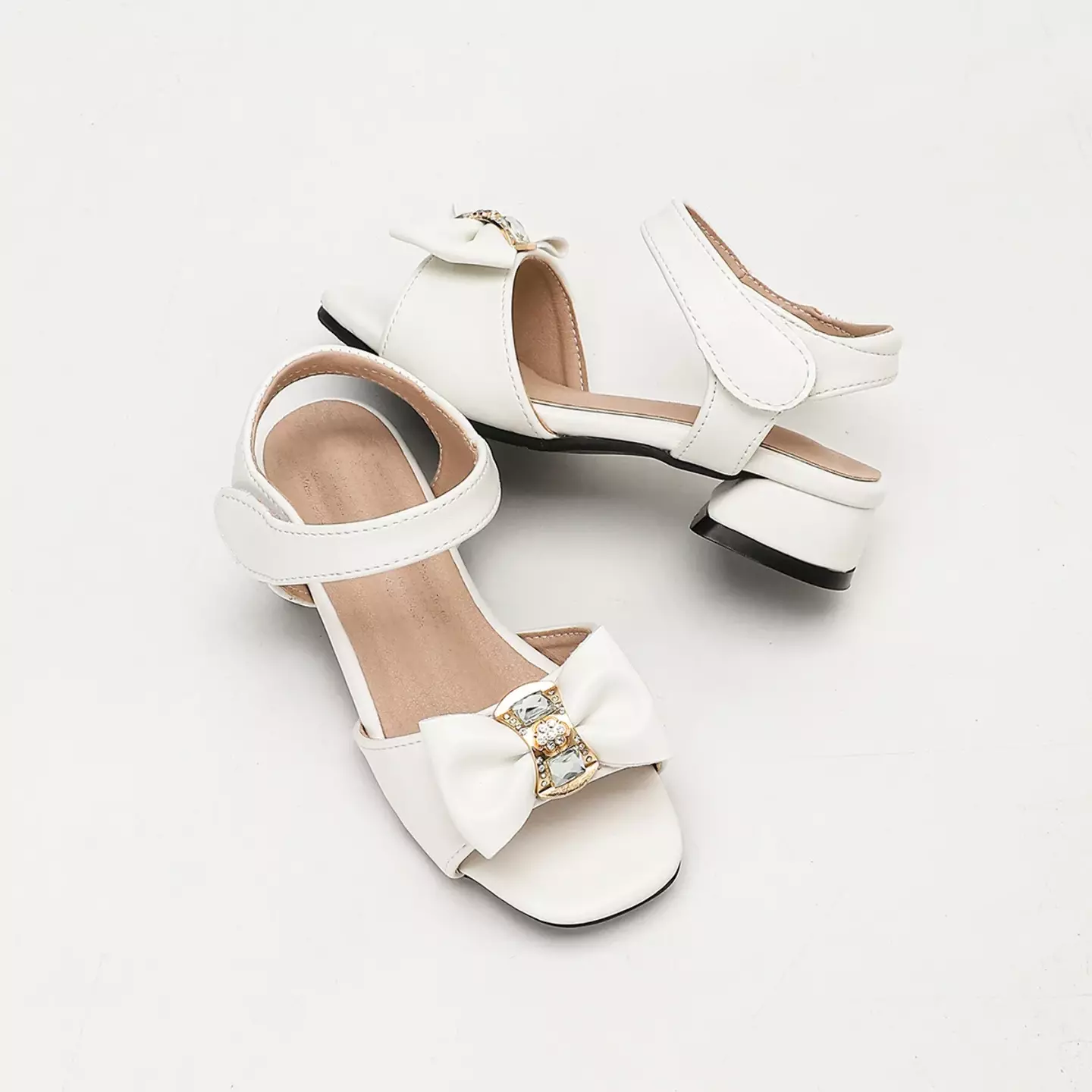 Young Girls & Girls White Twin Gem Flower Bar Bow Sandals | Lucys 12124