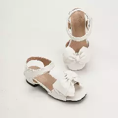 Young Girls & Girls White Gathered Bow Crossover Strap Sandals | Lucys 12136