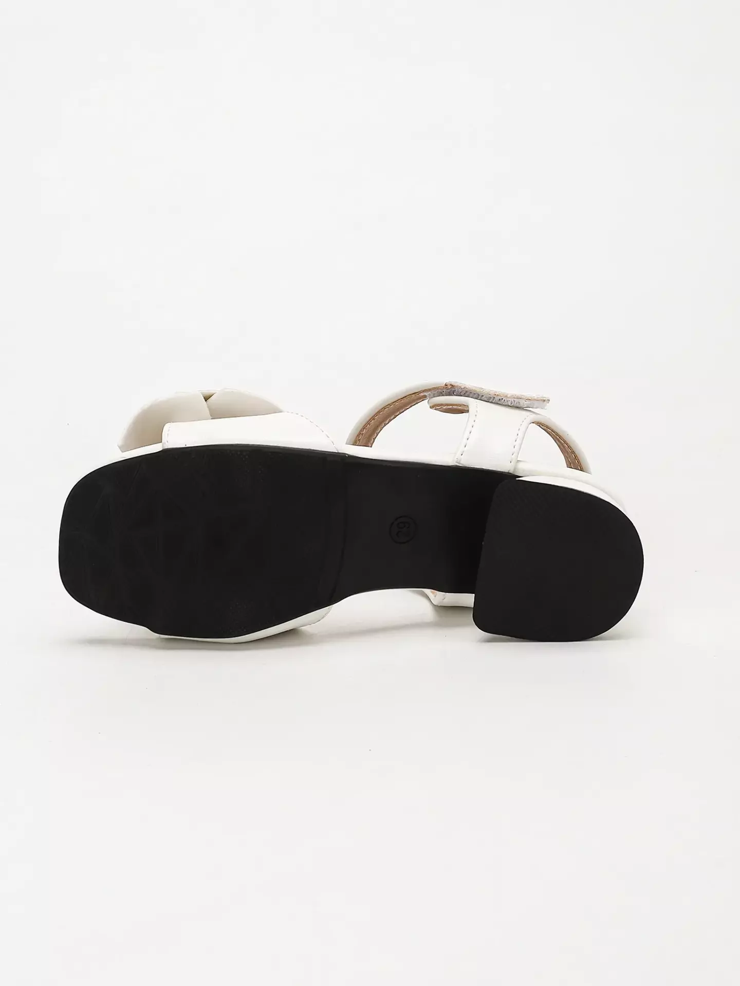 Young Girls & Girls White Gathered Bow Crossover Strap Sandals | Lucys 12136