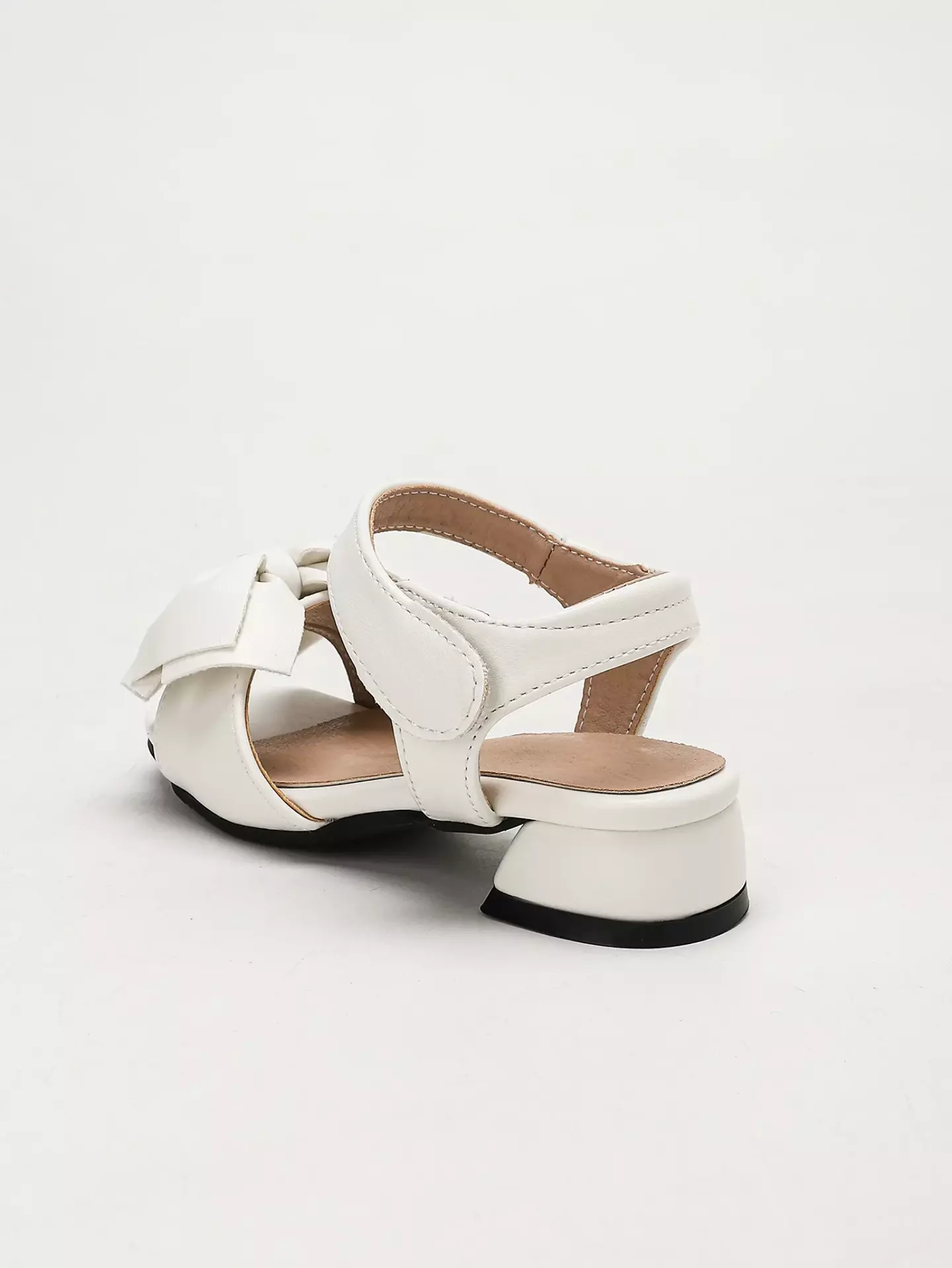 Young Girls & Girls White Gathered Bow Crossover Strap Sandals | Lucys 12136