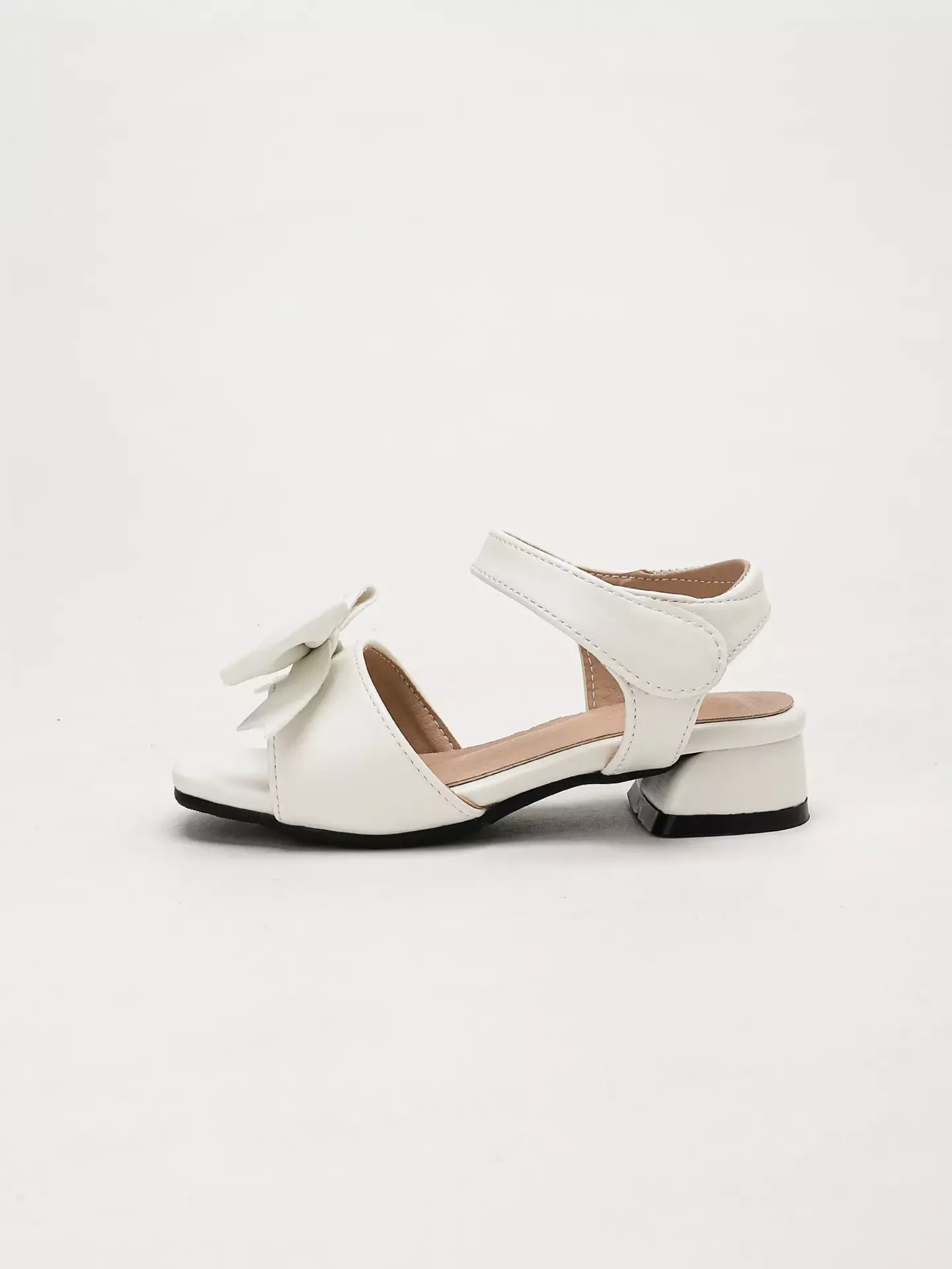 Young Girls & Girls White Notched Tail Bow Ankle Strap Sandals | Lucys 12140