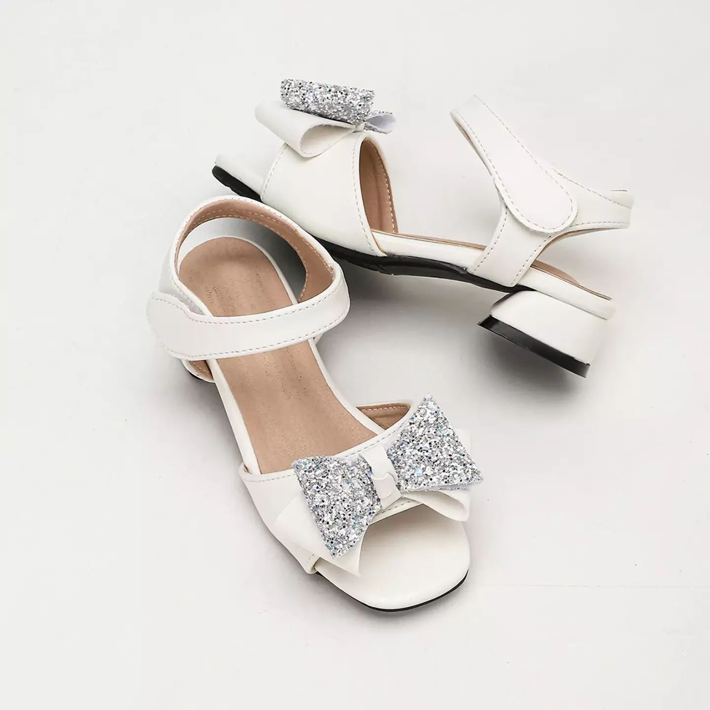 Young Girls & Girls White Star Gem Bow Open Toe Sandals | Lucys 12208