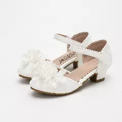 Young Girls & Girls White Bead Loop Flower Dress Shoes | Lucys 12224
