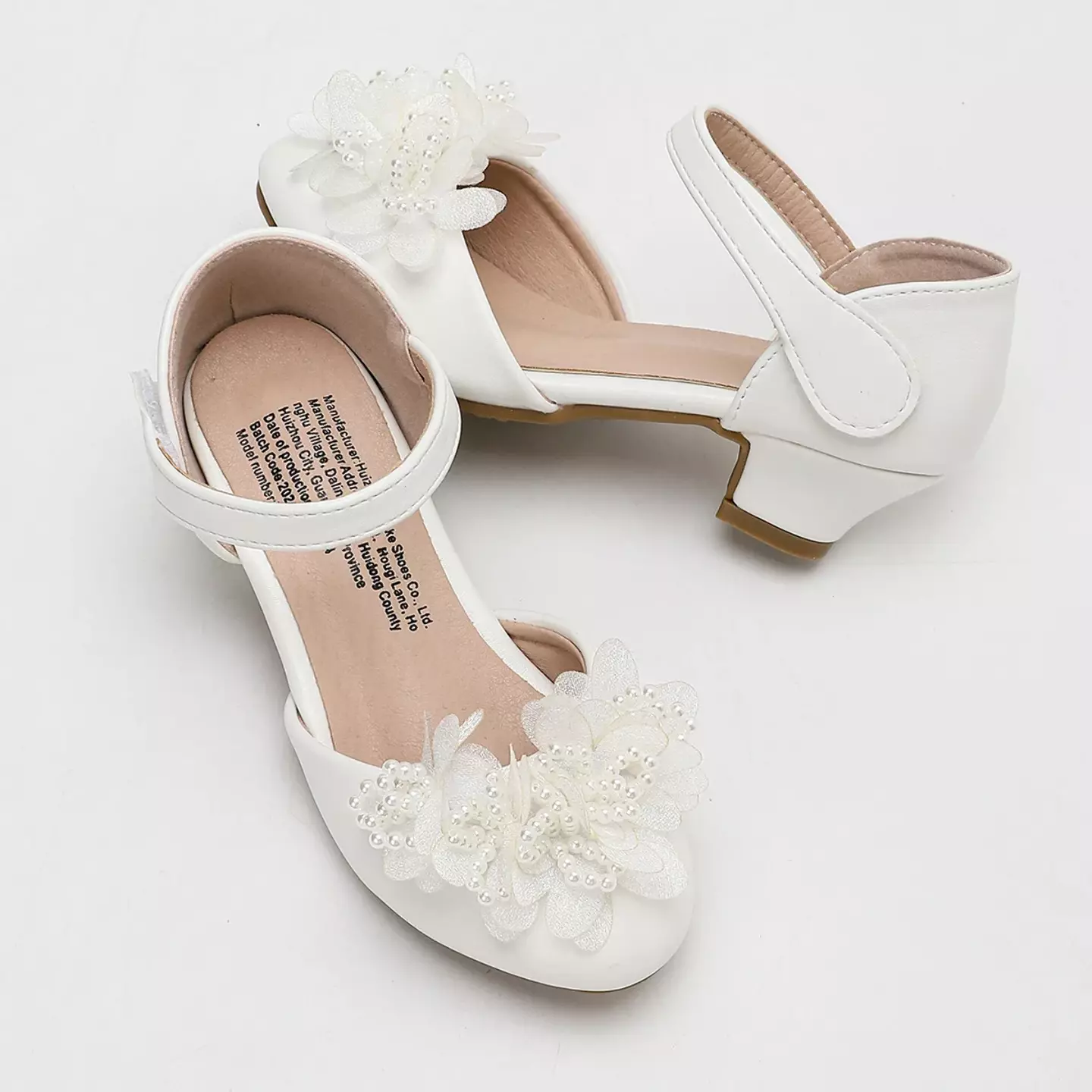 Young Girls & Girls White Bead Loop Flower Dress Shoes | Lucys 12224