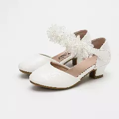 Young Girls & Girls White Flower Strap Curved Heel Dress Shoes | Lucys 12232