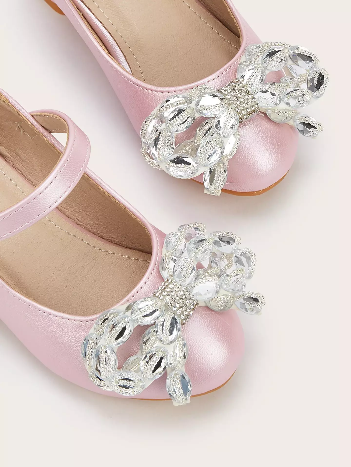 Young Girls & Girls Pink Oval Gem Loop Bow Dress Shoes | Lucys 12257