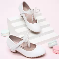 Young Girls & Girls White Graduated Pearl Strand Bow Dress Shoes | Lucys 12264