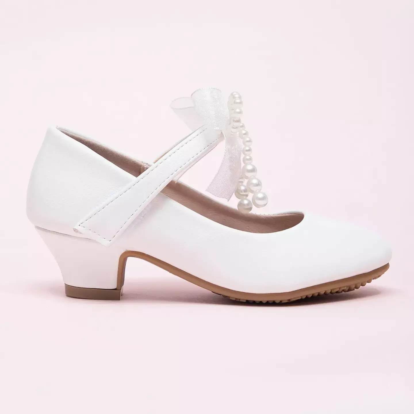 Young Girls & Girls White Graduated Pearl Strand Bow Dress Shoes | Lucys 12264