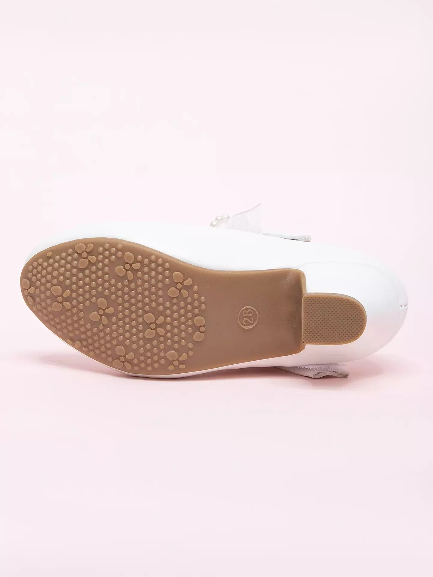 Young Girls & Girls White Graduated Pearl Strand Bow Dress Shoes | Lucys 12264