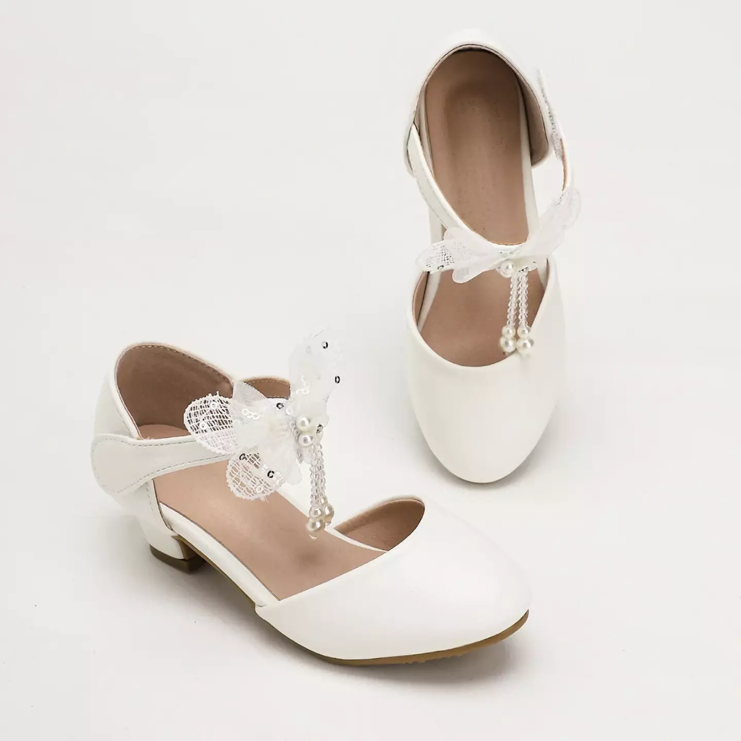 Young Girls & Girls White Inset Loop Twin Pearl Drop Bow Dress Shoes | Lucys 12276