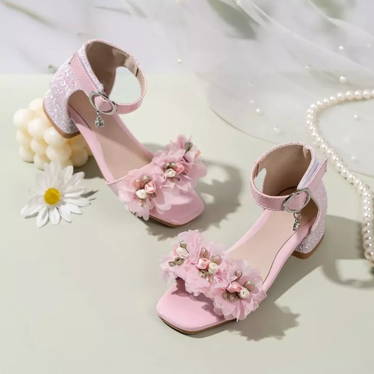 Young Girls & Girls Pink Rosebud Flower Cluster Sandals | Lucys 12304