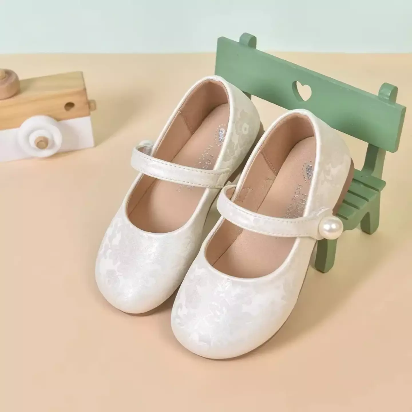Young Girls & Girls Ivory Tonal Floral Pearl Tab Flats | Lucys 12316
