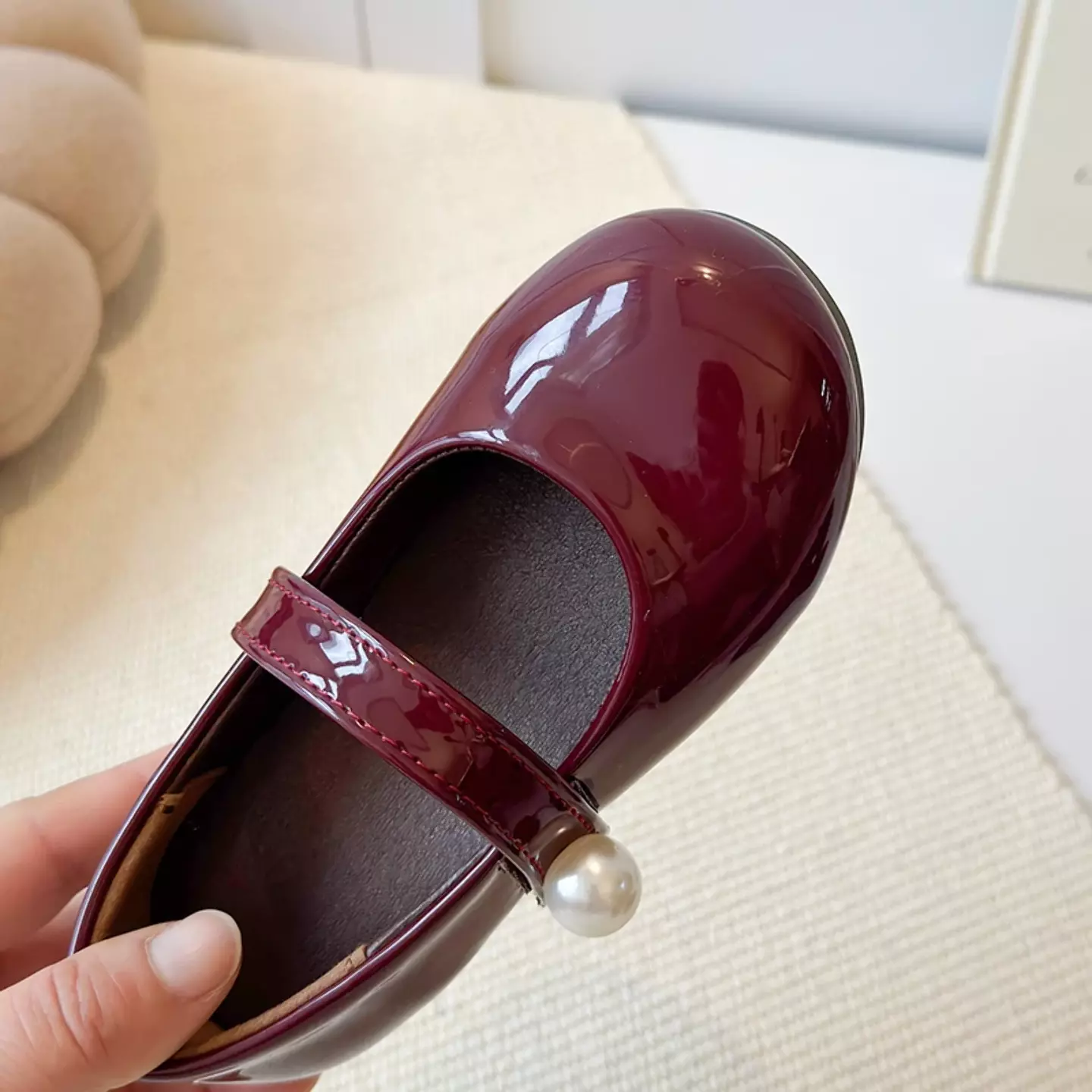 Young Girls & Girls Maroon Stitched Pearl Strap Glossy Dress Shoes | Lucys 12340