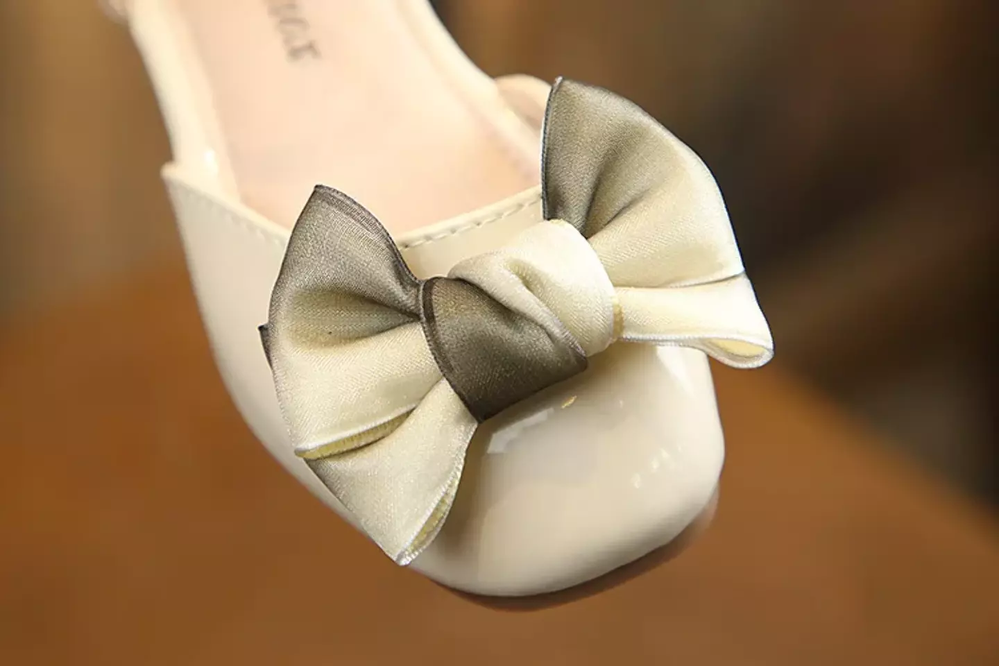 Toddler, Young Girls & Girls Ivory Slanted Fold Two Tone Bow Dress Shoes | Lucys 12382