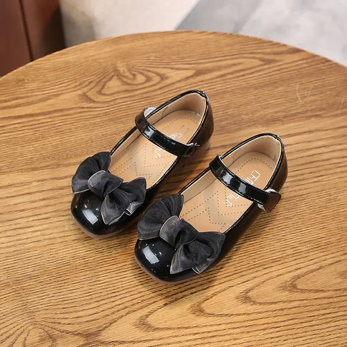Young Girls & Girls Black Inset Loop Bow Tab Strap Dress Shoes | Lucys 12394