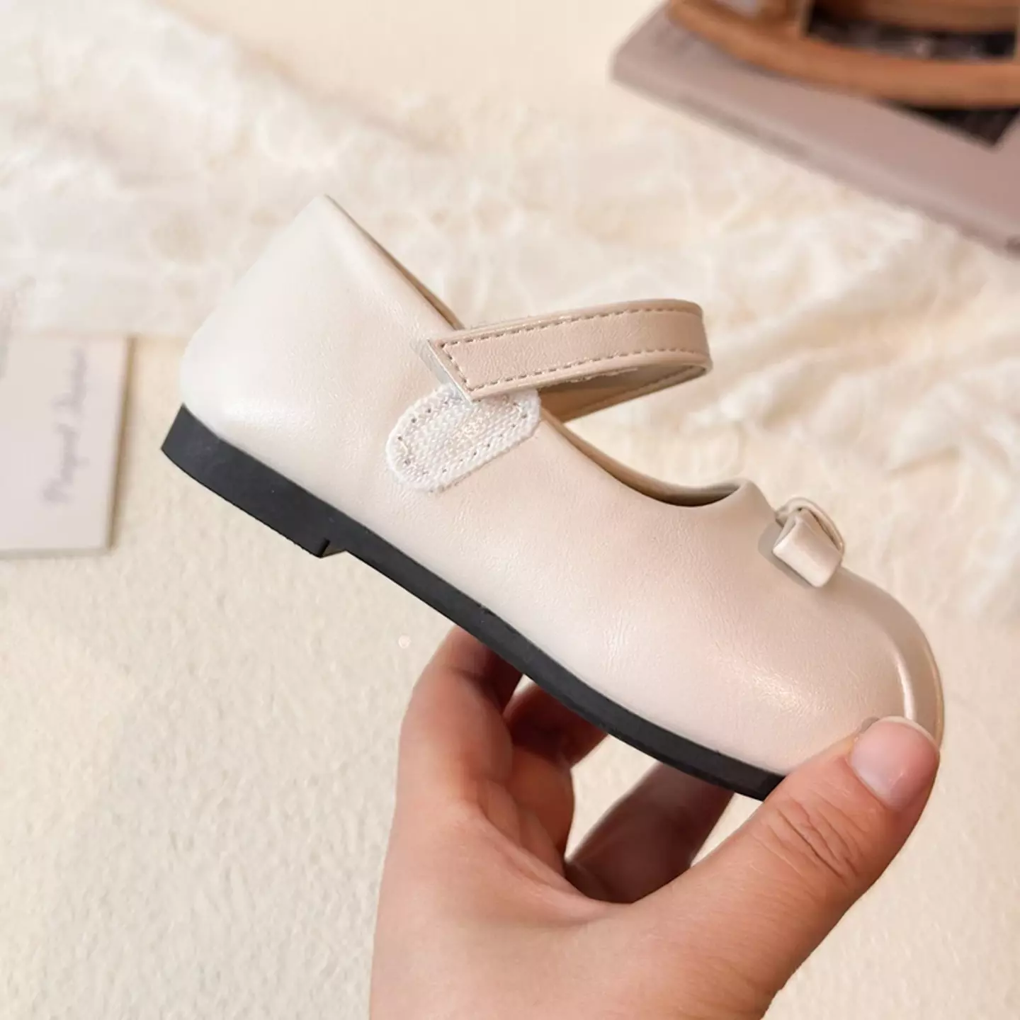 Baby, Toddler & Young Girls Ivory Pleated Toe Mini Bow Mary Jane Shoes | Lucys 12469