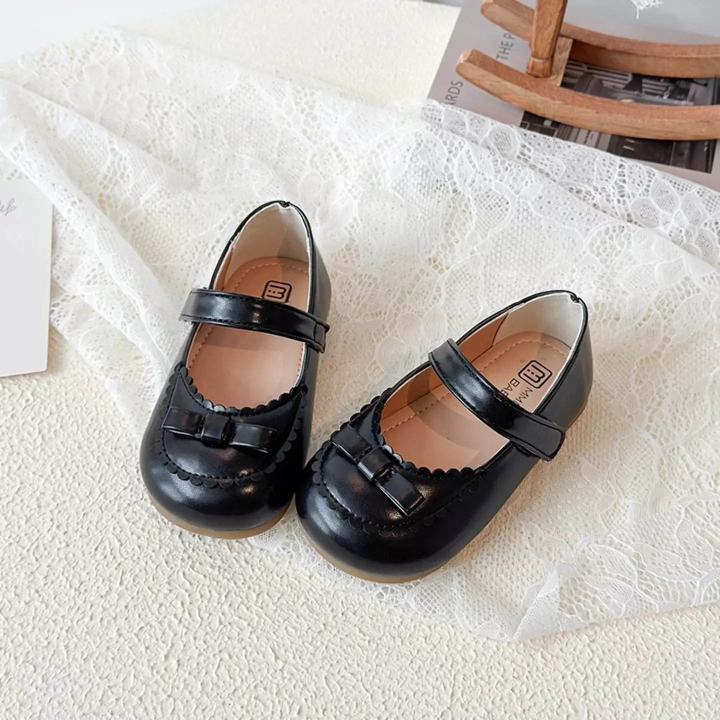 Baby, Toddler & Young Girls Black Scallop Rim Mini Bow Mary Jane Shoes | Lucys 12494