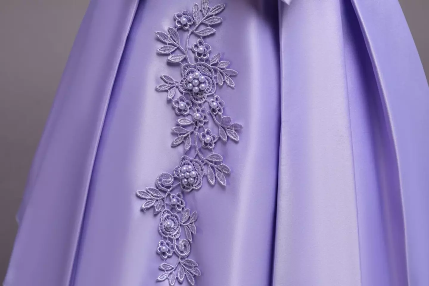 Kaitlin Lavender Floral Applique Knee Length Party Dress