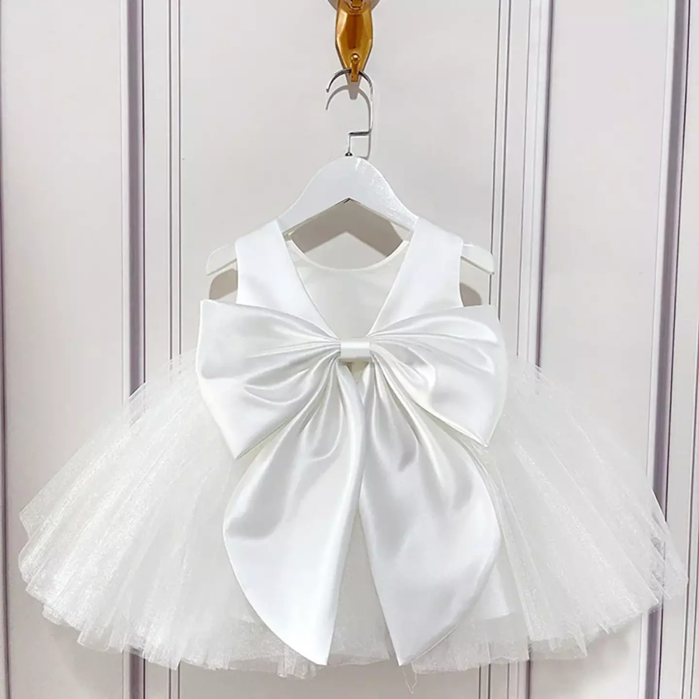 Elvina White V-Back Bow Pearl Neck Girls Flower Girl Dress