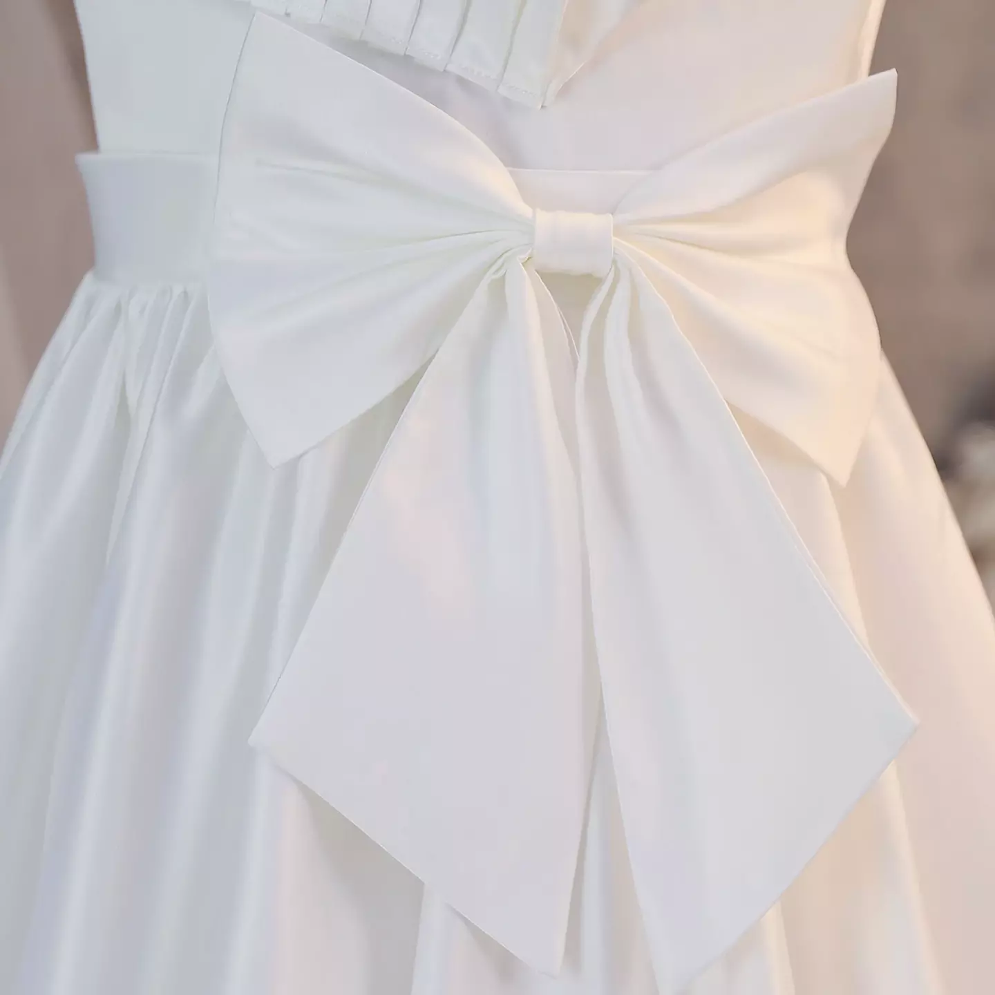 Arango White Satin Pleated Off-Shoulder Bow Tea Length Communion Dress