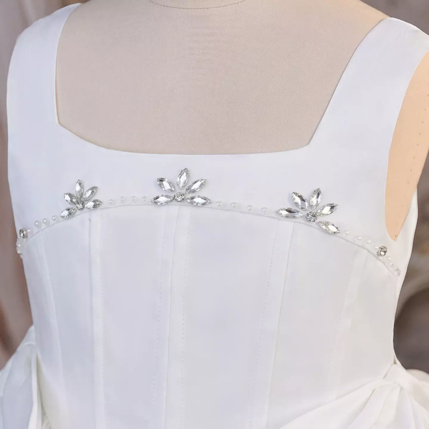 Guiomar White Satin Square Neck Bow Train Tea Length Communion Dress