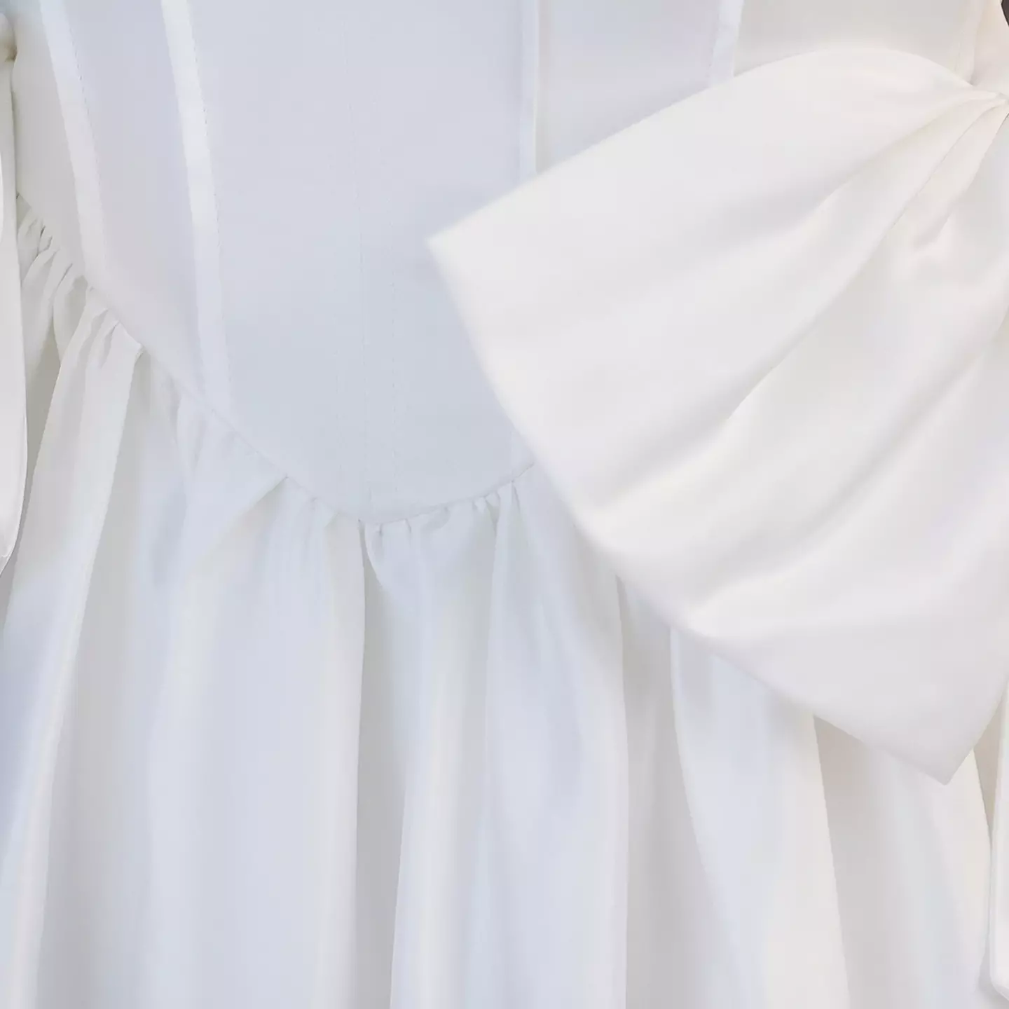 Guiomar White Satin Square Neck Bow Train Tea Length Communion Dress